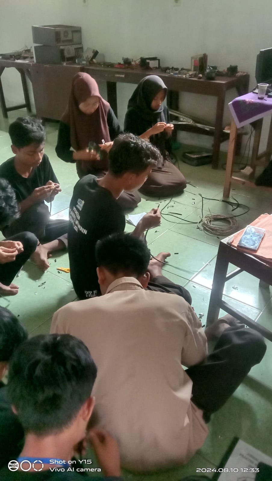 Kelas Teknisi Komputer dan Jaringan